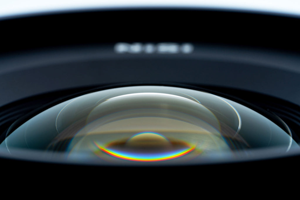nisi-15mm-f-4-sunstar-super-wide-angle-full-frame-asph-lens-in-silver-sony-e-mount